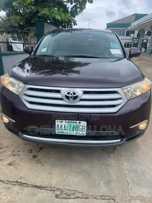 Toyota Highlander 2013 Red