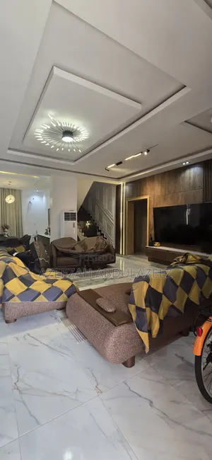 Furnished 5bdrm Duplex in Sabon Lugbe for rent