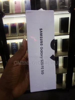 New Samsung Galaxy S20 FE 128 GB Blue