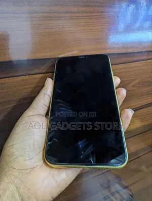 Apple iPhone 11 128 GB Yellow