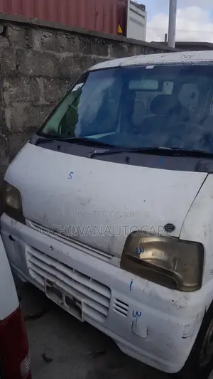 Suzuki Every 2000 Silver