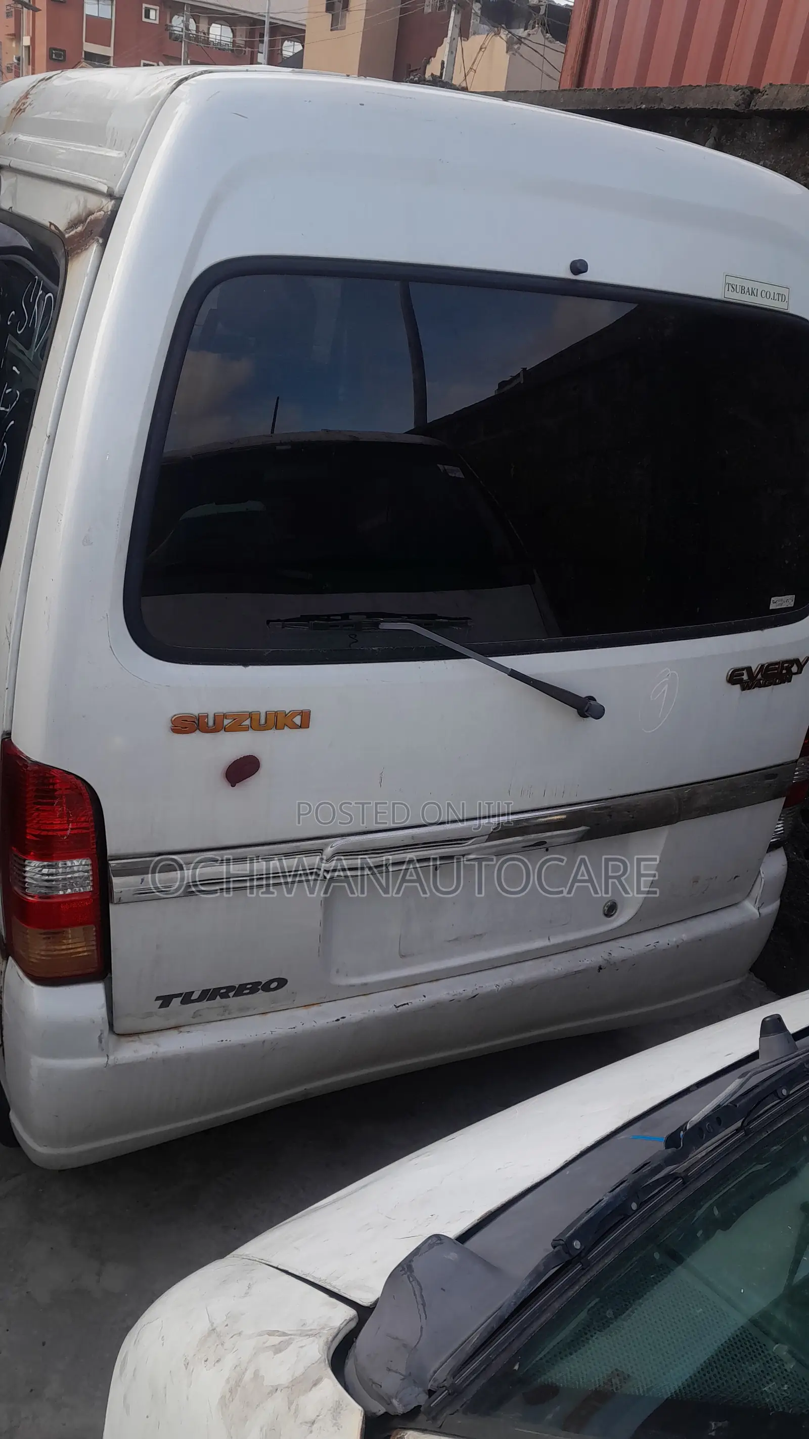 Suzuki Every 2000 White