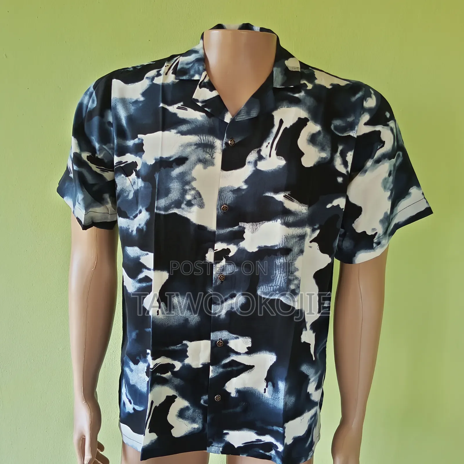 Vintage Notched Collar