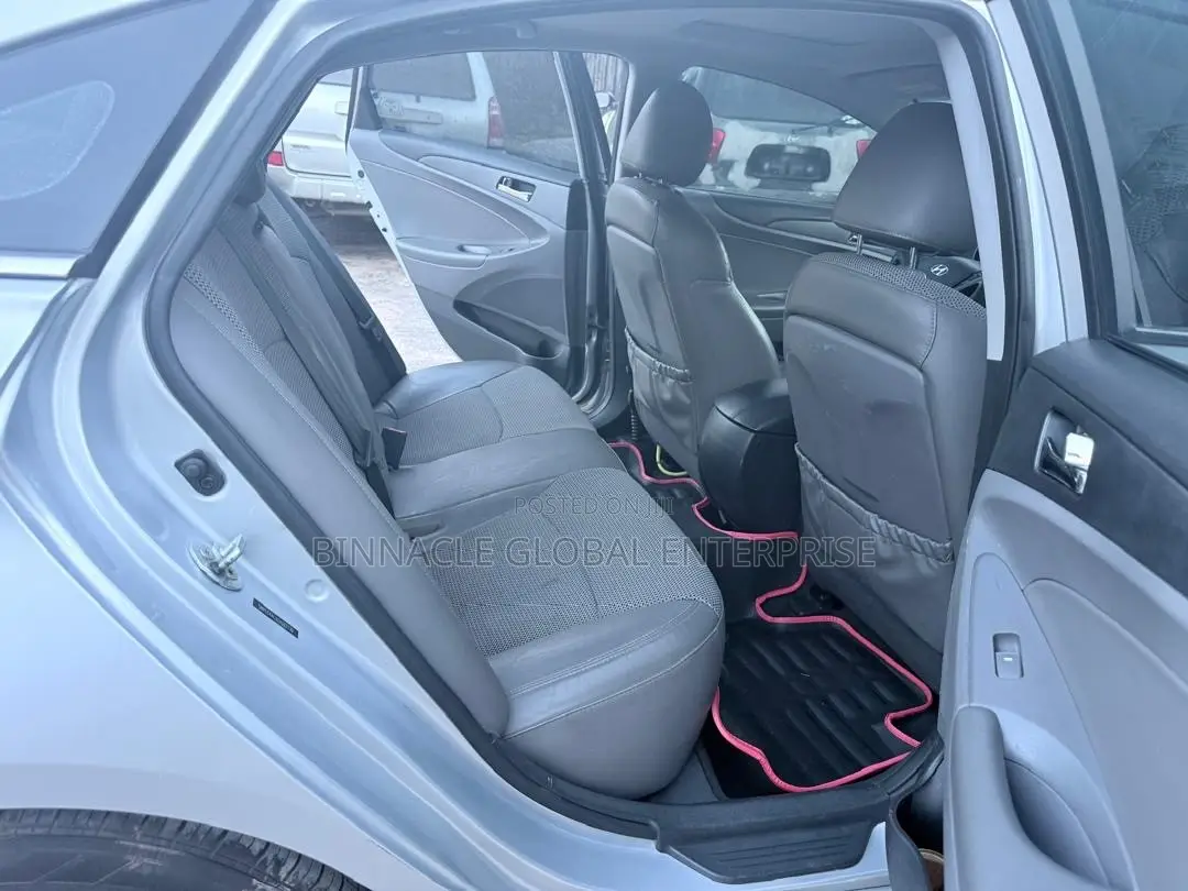 Hyundai Sonata 2012 Silver