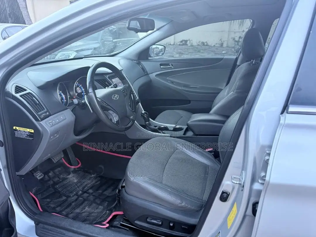 Hyundai Sonata 2012 Silver