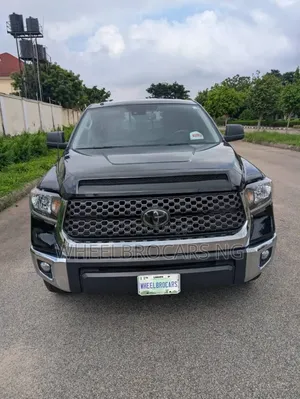 Toyota Tundra 2018 Black