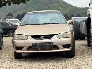 Toyota Corolla 1.6 Sedan 2002 Gold