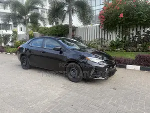 Toyota Corolla LE Eco (1.8L 4cyl 2A) 2018 Gray