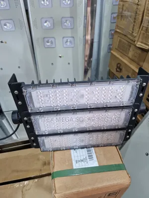 Benita LED Driver PF 150Watts Electric Flood Lamp