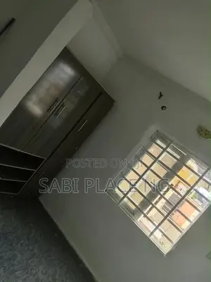 2bdrm Block of Flats in Benin City for rent