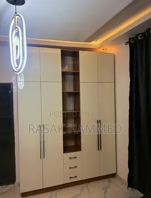 6ft by 8ft Wardrobe