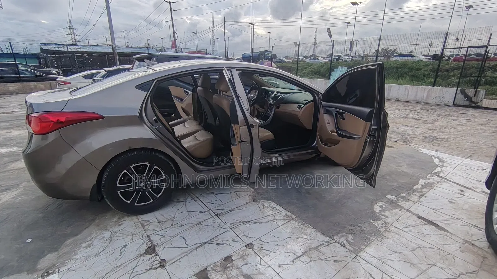 Hyundai Elantra 2012 Gray
