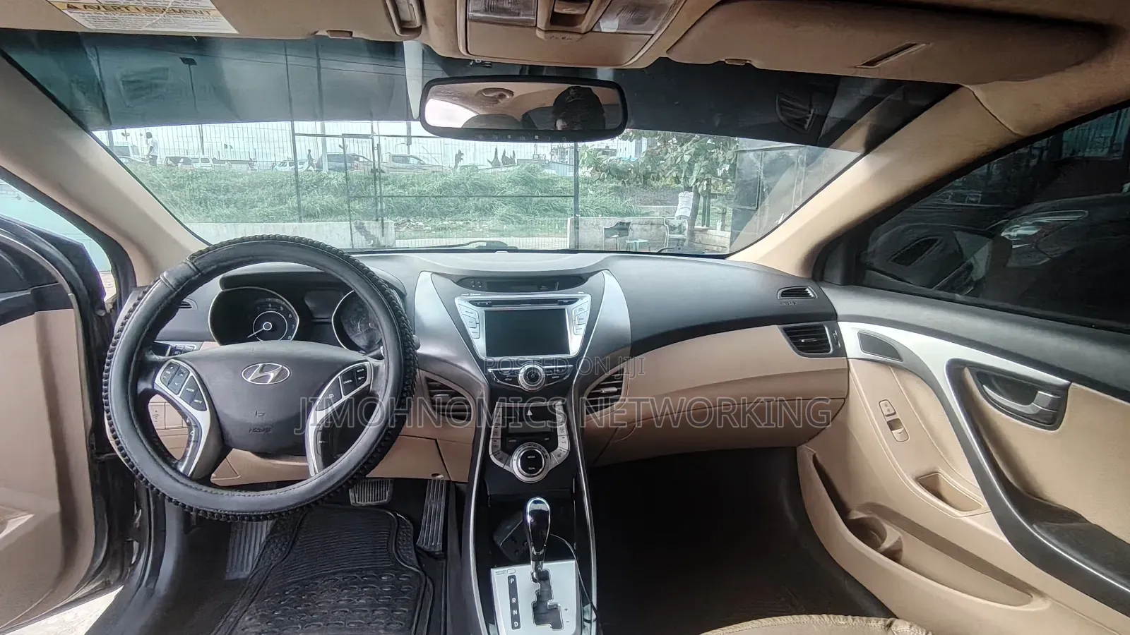 Hyundai Elantra 2012 Gray