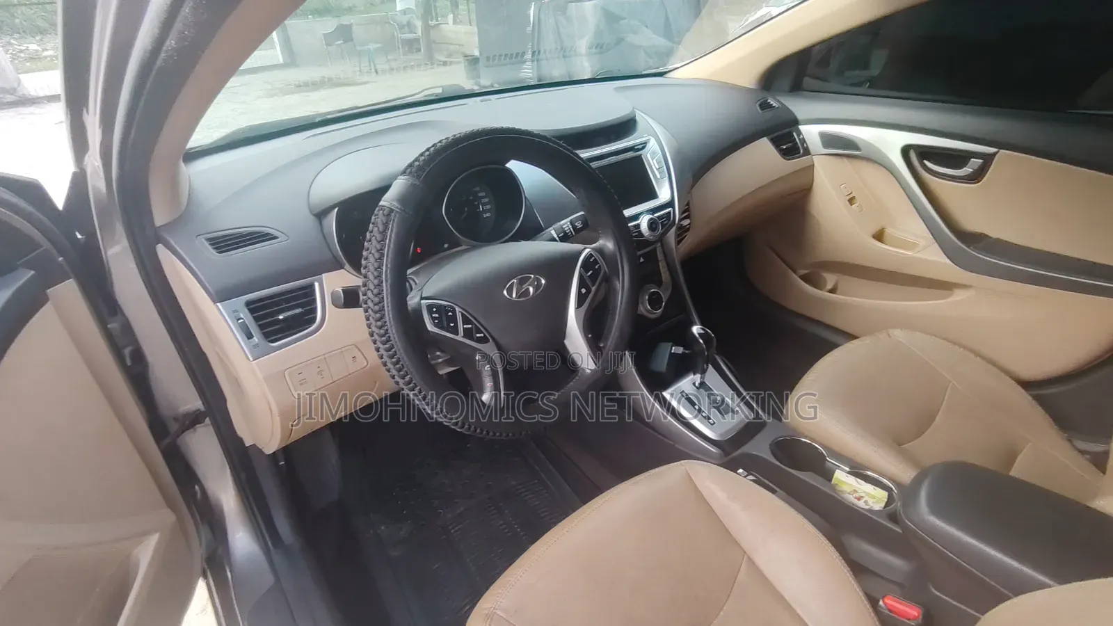 Hyundai Elantra 2012 Gray