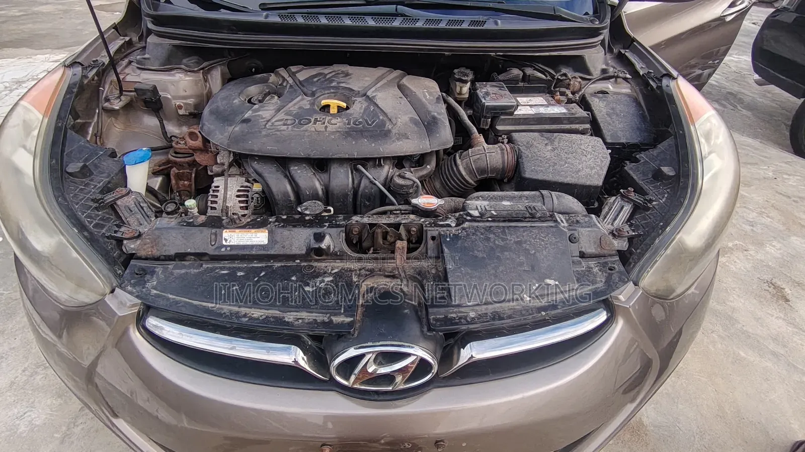 Hyundai Elantra 2012 Gray