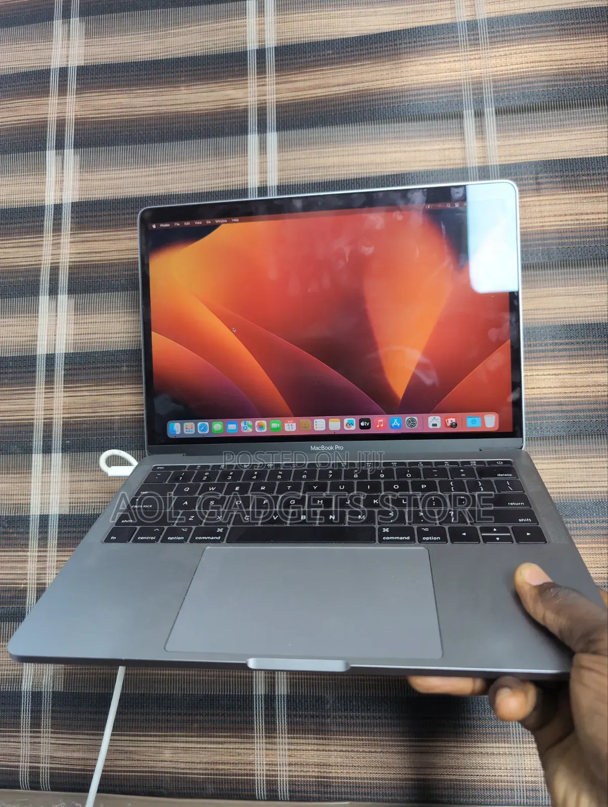 Laptop Apple MacBook Pro 2017 16GB Intel Core i5 SSD 1T