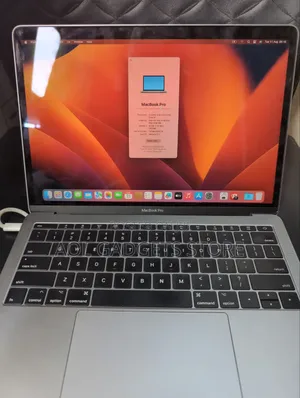 Laptop Apple MacBook Pro 2017 16GB Intel Core i5 SSD 1T