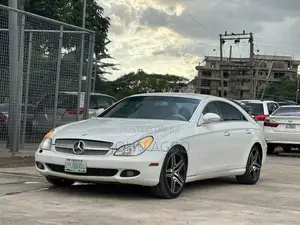 Mercedes-Benz CLS 500 2007 White