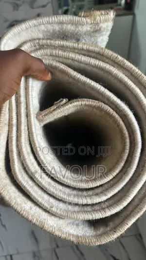 Parlour Center Rug. Milk Colour