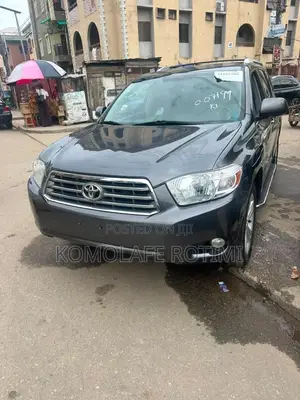 Toyota Highlander Limited 2010 Gray