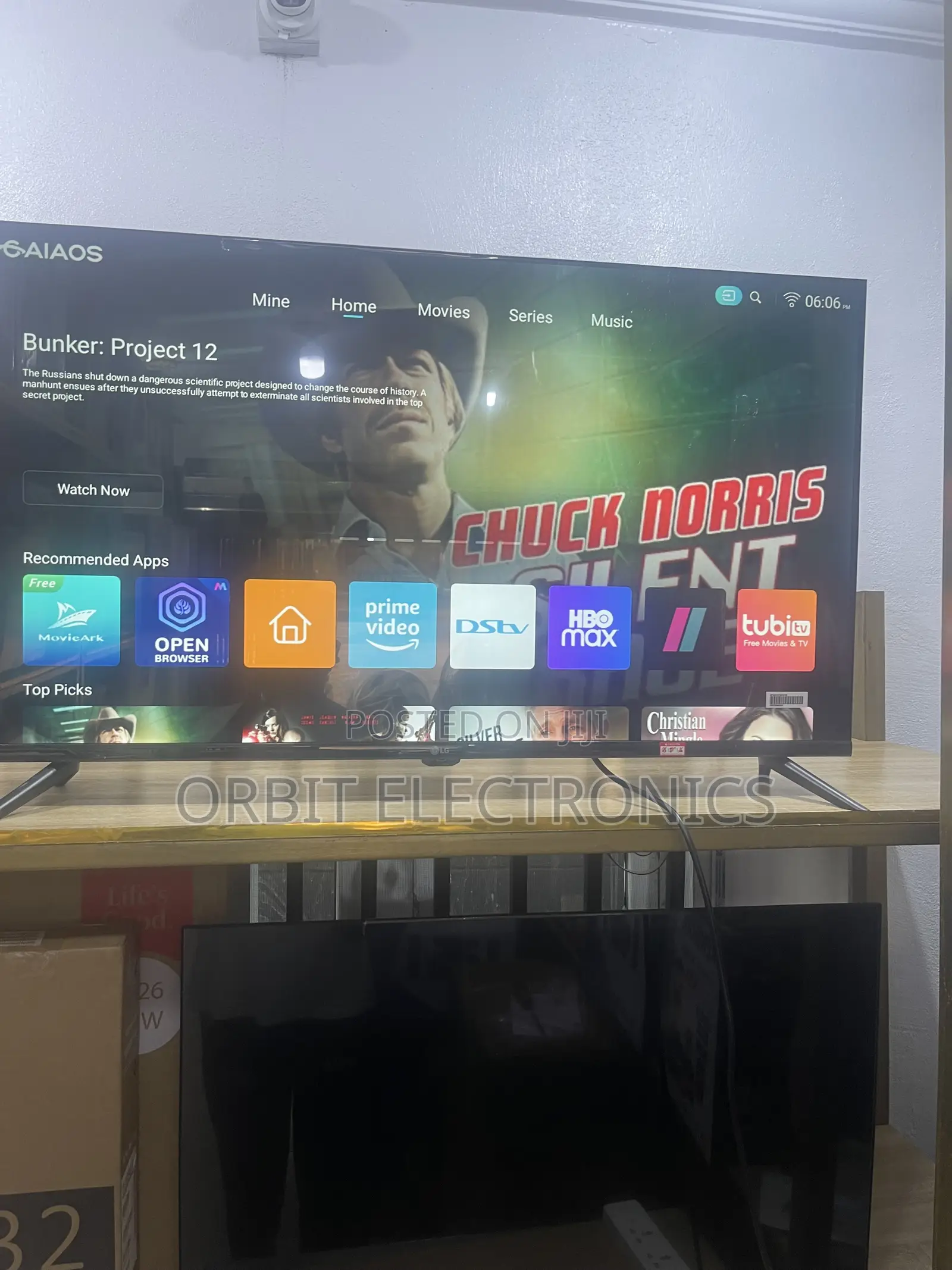 Frameless Smart TV