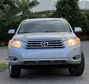 Toyota Highlander 2010 Silver