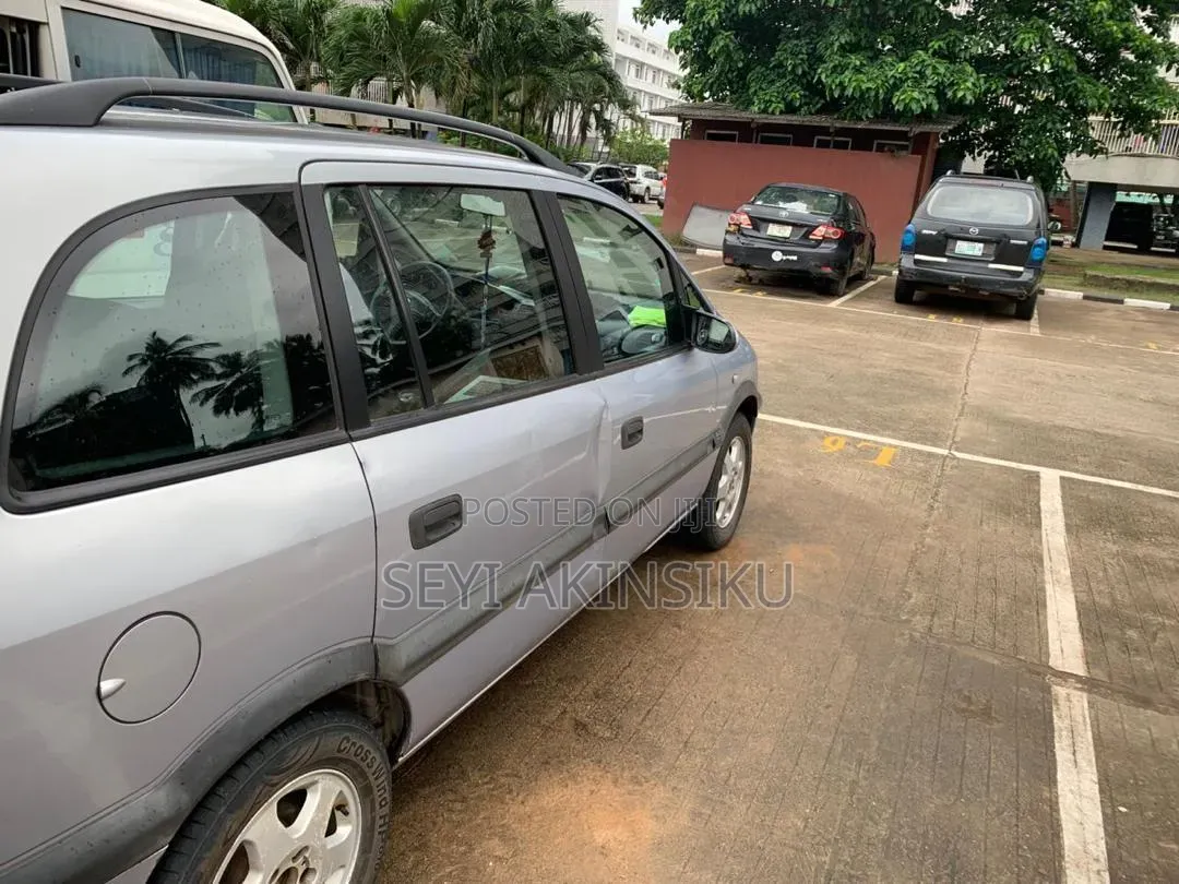 Opel Zafira 1.6 2004 Silver
