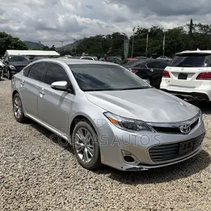 Toyota Avalon 2013 Silver