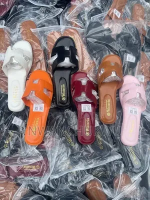 Flat Slippers
