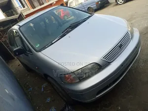 Honda Shuttle 2001 Silver