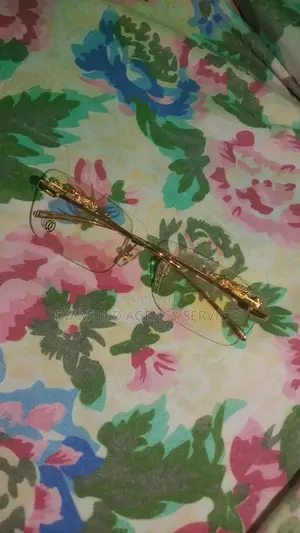 Original Cartier Eye Class With Pouch