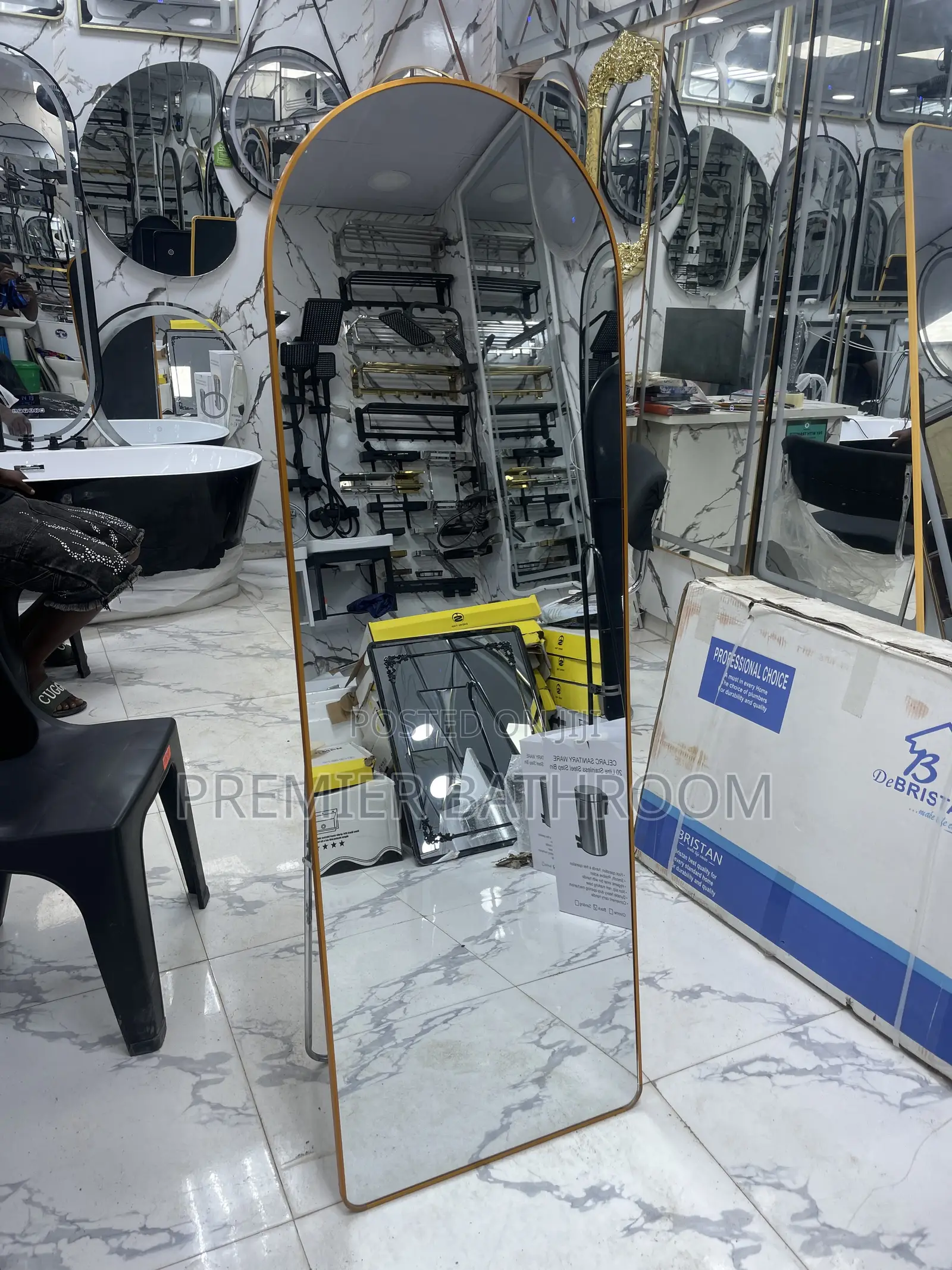 Gold Curb Dressing Mirror Aluminum