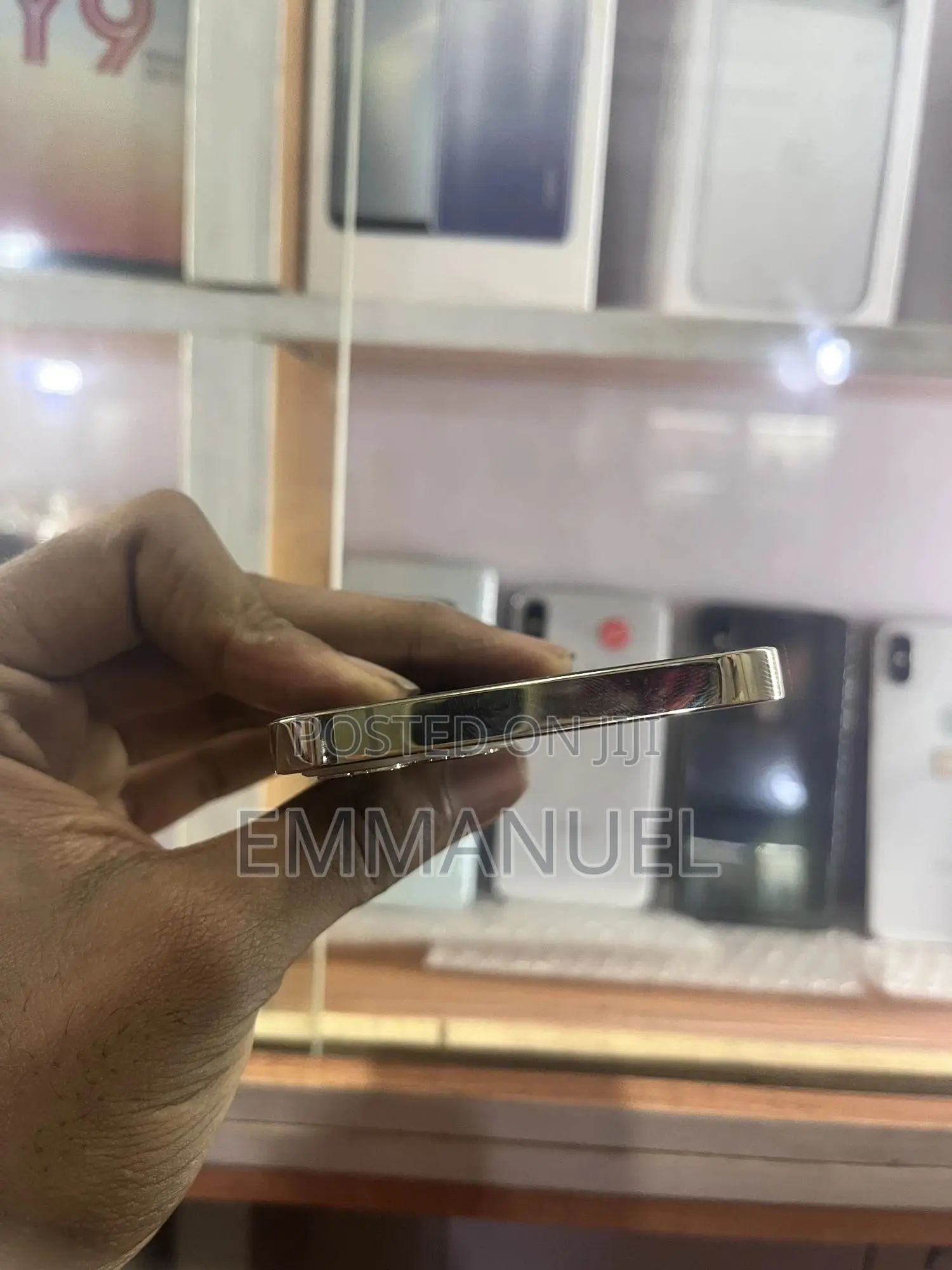 New Apple iPhone 12 Pro 128 GB Gold