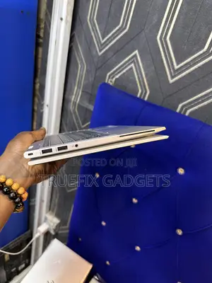 Laptop HP EliteBook 830 G8 16GB Intel Core i7 SSD 512GB