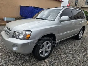 Toyota Highlander 2026 Silver