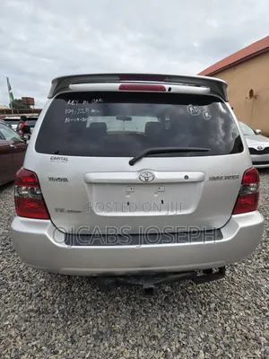Toyota Highlander 2026 Silver