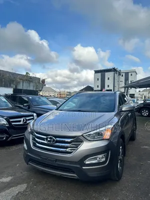 Hyundai Santa Fe 2014 Gray