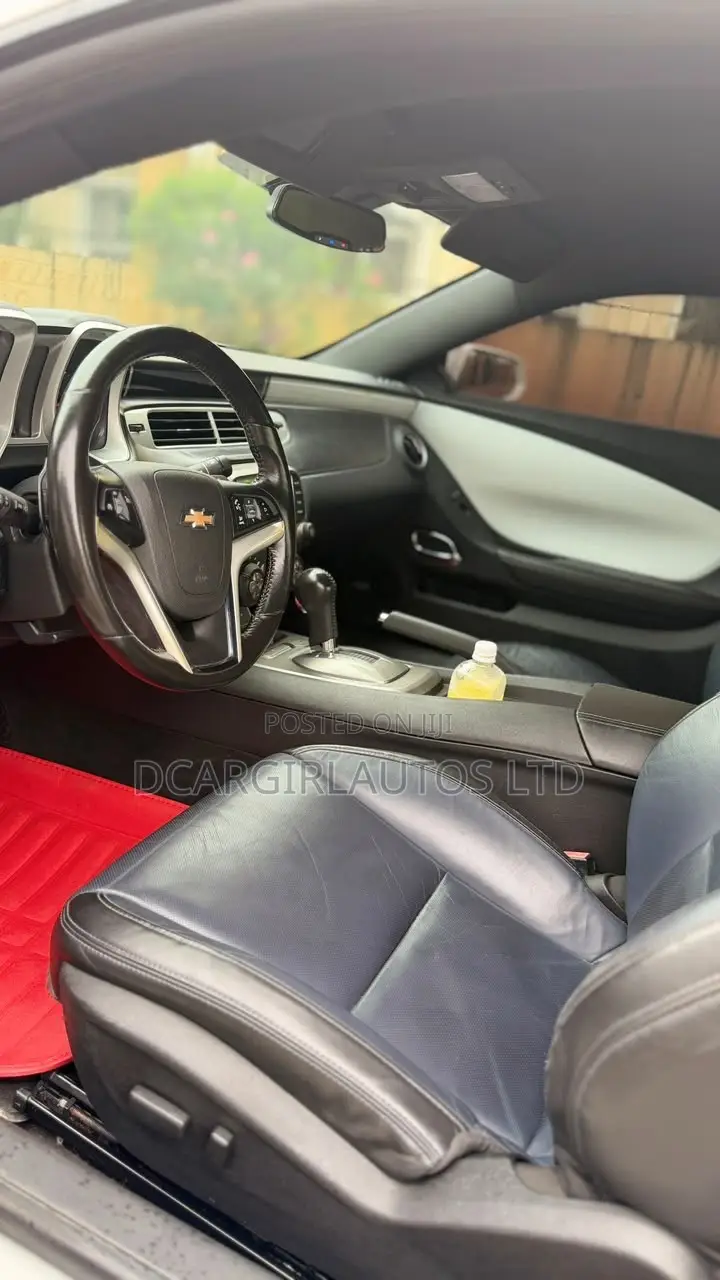 Chevrolet Camaro 2015 White