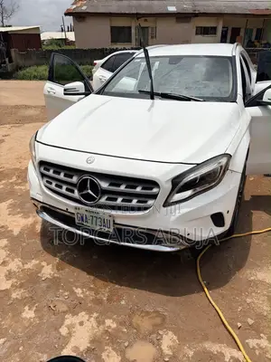 Mercedes-Benz GLA 250 2015 White