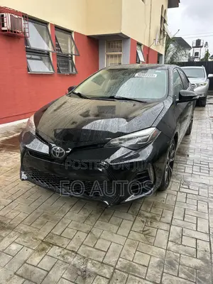 Toyota Corolla SE Special Edition 4dr Sedan (1.8L 4cyl CVT) 2017 Black