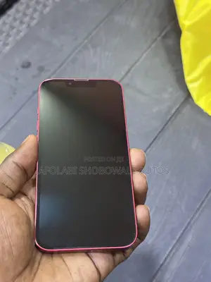 Apple iPhone 13 128 GB Red