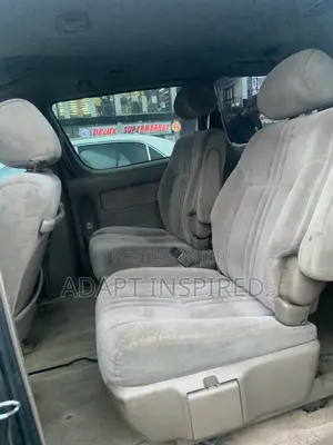 Toyota Sienna 2002 Gold