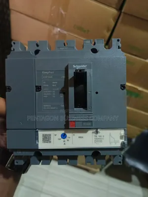 100Ahms 4pole Schneider Electric CVS McCb Breaker.