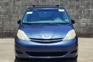 Toyota Sienna LE AWD 2008 Blue
