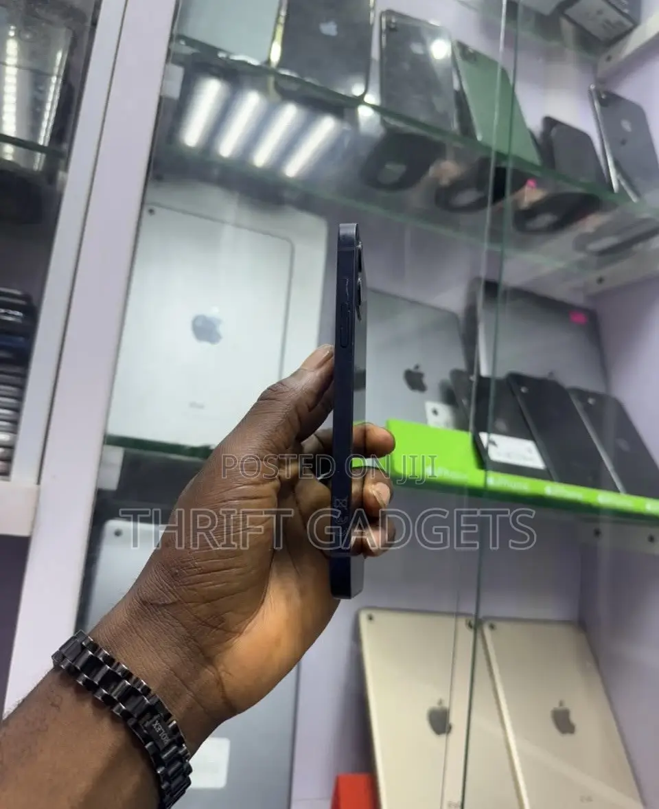 Apple iPhone 12 64 GB Blue