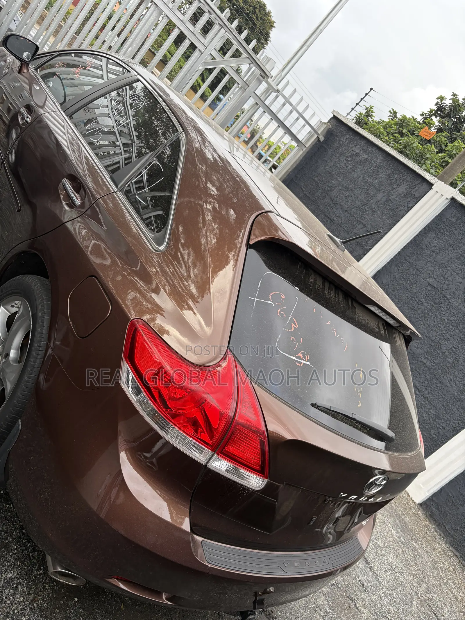 Toyota Venza Limited 2011 Brown