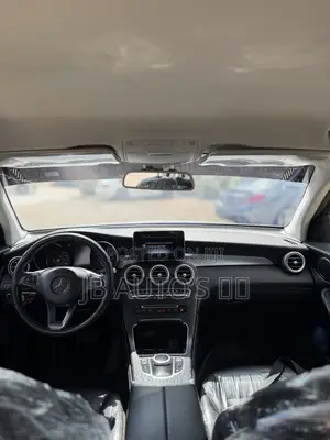 Mercedes-Benz GLC-Class 2017 Silver
