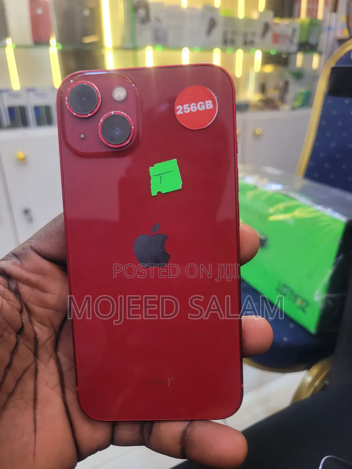 Apple iPhone 13 256 GB Red