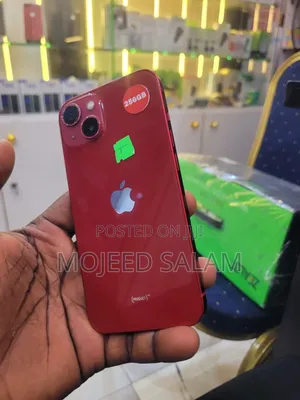 Apple iPhone 13 256 GB Red
