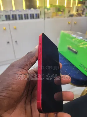Apple iPhone 13 256 GB Red
